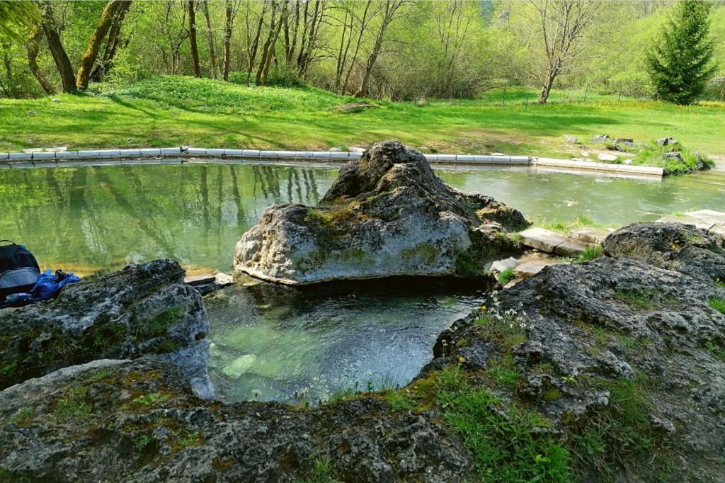 Domcek Pod Vezami S Virivkou A Grilom, Pri Termalnom Kupalisku Apartment Liptovský Ján Exterior foto